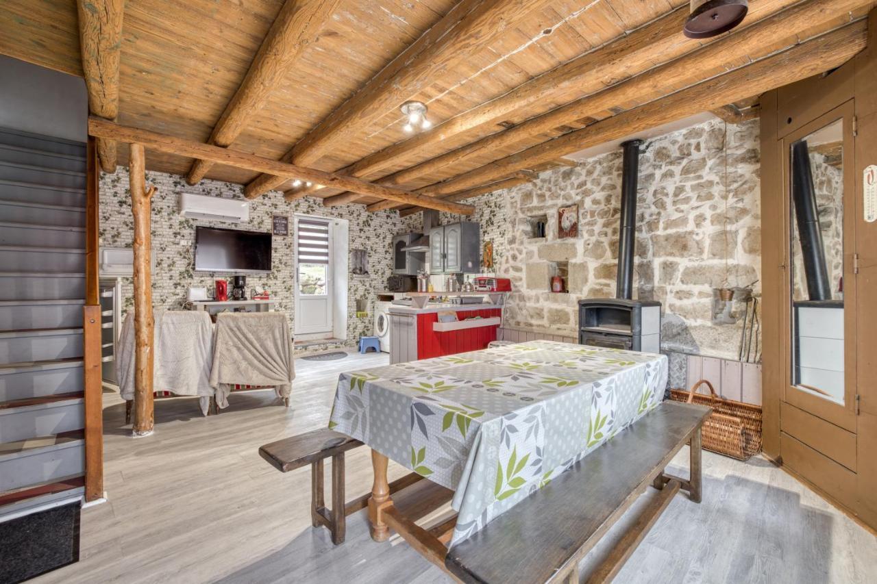 Maison Charmante A Valprivas Avec Jardin Prive. Luaran gambar